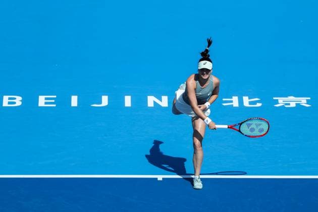 BEIJING, CHINA - SEPTEMBER 28: Eva Lys of Germany returns a shot in the Women s Singles Round of 32 match against Elena Rybakina of Kazakhstan on day 7 of the 2025 China Open at National Tennis Center on September 28, 2025 in Beijing, China.  Copyright: xVCGx 111593669694