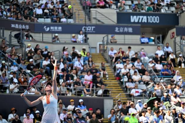(250928) -- BEIJING, Sept. 28, 2025 -- Elena Rybakina of Kazakhstan serves during the women s singles third round match between Elena Rybakina of Kazakhstan and Eva Lys of Germany at 2025 China Open tennis tournament in Beijing, China, Sept. 28, 2025. ) (SP)CHINA-BEIJING-TENNIS-CHINA OPEN-WOMEN S SINGLES-THIRD ROUND (CN) XinxMengchen 