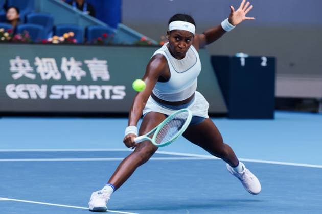 BEIJING, CHINA - SEPTEMBER 28: Coco Gauff of the United States competes in the Women s Singles Round of 32 match against Leylah Fernandez of Canada on day 7 of the 2025 China Open at National Tennis Center on September 28, 2025 in Beijing, China.  Copyright: xVCGx 111593693015