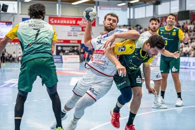 2 Handball Bundesliga TV Hüttenberg VfL Eintracht Hagen, 27 09 25 Leif Haack TV Hüttenberg, 20 , Vit Reichl TV Hüttenberg, 19 , Pouya Norouzi VfL Eintracht Hagen, 7 , Philip Jungemann VfL Eintracht Hagen, 25 , Tim Düren VfL Eintracht Hagen, 3 2 Handball Bundesliga TV Hüttenberg VfL Eintracht Hagen Hüttenberg, 27 09 25 Copyright: xBEAUTIFULxSPORTS Roeczeyx