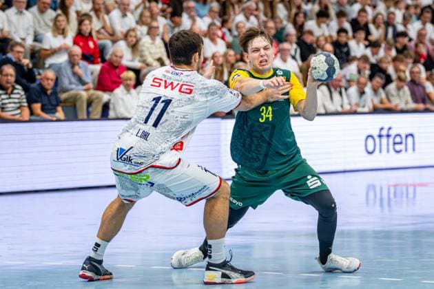 2 Handball Bundesliga TV Hüttenberg VfL Eintracht Hagen, 27 09 25 Linus Kutz VfL Eintracht Hagen, 34 , Lasse Ohl TV Hüttenberg, 11 2 Handball Bundesliga TV Hüttenberg VfL Eintracht Hagen Hüttenberg, 27 09 25 Copyright: xBEAUTIFULxSPORTS Roeczeyx