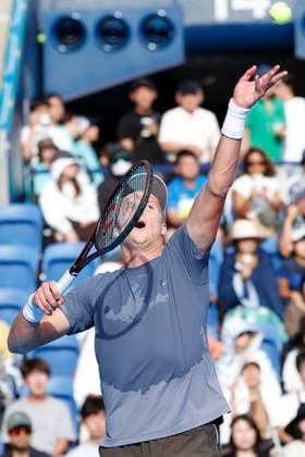 September 28, 2025, Tokyo, Japan: Jenson Brooksby of the USA in action against Denmark s Holger Rune during their quarterfinal match at the Japan Open Tennis Championships at Ariake Colosseum in Tokyo. The tournament runs from September 22 to 30. Brooksby won 6-3, 6-3. Tokyo Japan - ZUMAm191 20250928_aap_m191_025 Copyright: xRodrigoxReyesxMarinx