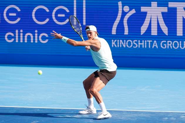 September 28, 2025, Tokyo, Japan: Denmark s Holger Rune in action against Jenson Brooksby of the USA during their quarterfinal match at the Japan Open Tennis Championships at Ariake Colosseum in Tokyo. The tournament runs from September 22 to 30. Brooksby won 6-3, 6-3. Tokyo Japan - ZUMAm191 20250928_aap_m191_041 Copyright: xRodrigoxReyesxMarinx