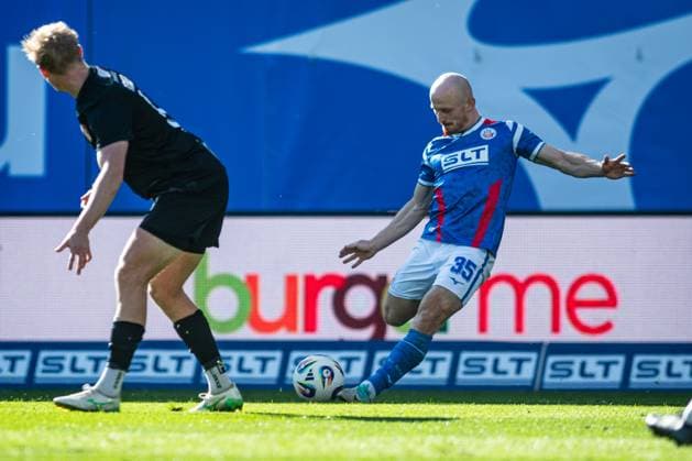 Rostock, Germany 27 September 2025 3 Liga 2025 2026 FC Hansa Rostock vs TSV Havelse In the picture Maximilian Krauß Krauss Hansa Rostock DFB regulations prohibit any use of photographs as image sequences and or quasi video Copyright: xFotostandx xVoelkerx