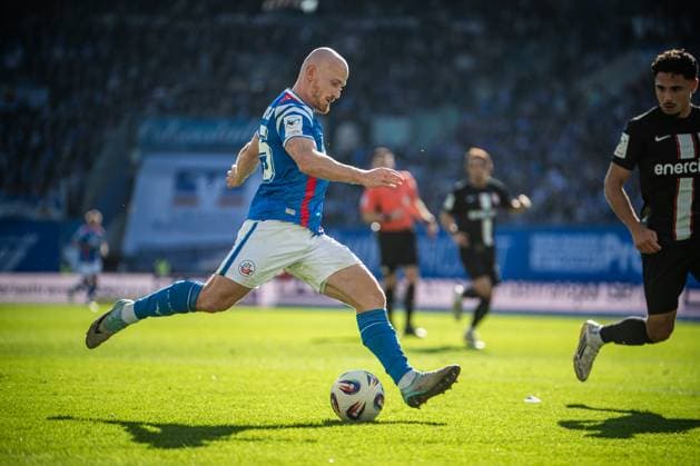 Rostock, Germany 27 September 2025 3 Liga 2025 2026 FC Hansa Rostock vs TSV Havelse In the picture Maximilian Krauß Krauss Hansa Rostock DFB regulations prohibit any use of photographs as image sequences and or quasi video Copyright: xFotostandx xVoelkerx