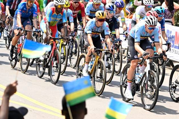 UCI 2025 Road World Championship, WM, Weltmeisterschaft Kigali 28 09 2025 KIGALI, RWANDA - SEPTEMBER 28 : Evenepoel Remco (BEL) during the Men Elite cycling road race of the UCI Road World Championships 2025 92nd edition an UCI World Championships cycling race of 267.5 km with start in Kigali and finish in Kigali on September 28, 2025 in Kigali, Rwanda, 28 09 2025 Kigali Rwanda  Copyright: xJanxDexMeuleneirx