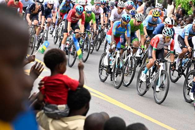 UCI 2025 Road World Championship, WM, Weltmeisterschaft Kigali 28 09 2025 KIGALI, RWANDA - SEPTEMBER 28 : Girmay Biniam (ERI) during the Men Elite cycling road race of the UCI Road World Championships 2025 92nd edition an UCI World Championships cycling race of 267.5 km with start in Kigali and finish in Kigali on September 28, 2025 in Kigali, Rwanda, 28 09 2025 Kigali Rwanda  Copyright: xJanxDexMeuleneirx