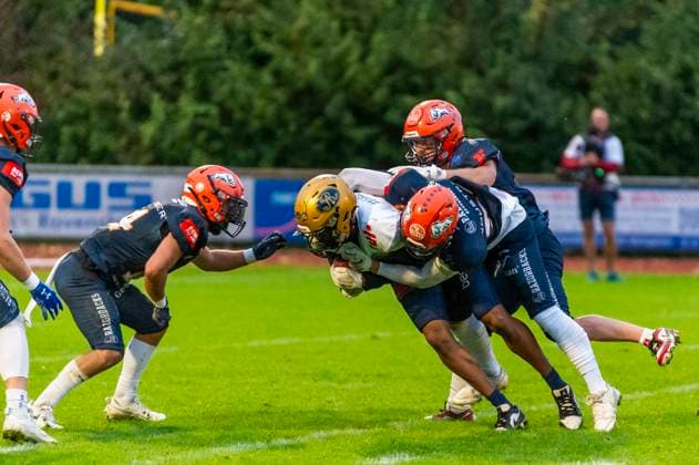 Tyler Hudson 7, WR, Dresden Monarchs Jonah Olavi Choate 14, OL, ifm Razorbacks Ravensburg , Gabriele Battistella 26, DB, ifm Razorbacks Ravensburg and Ben Rashid 9, DL, ifm Razorbacks Ravensburg GER, ifm Ravensburg Razorbacks vs Dresden Monarchs, American Football, GFL, Season 2025, Playoffs, Semifinals, 27 09 2025, GER, ifm Ravensburg Razorbacks vs Dresden Monarchs, American Football, GFL, Season 2025, Playoffs, Semifinals, 27 09 2025 Weingarten Copyright: xEibner-Pressefoto FlorianxWolfx EP_FWF
