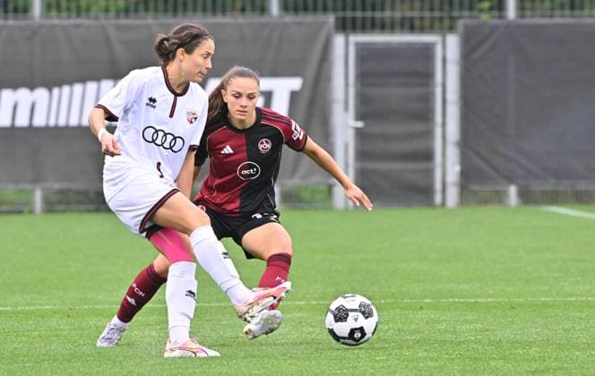 28 09 2025 Soccer season 2025 2026 1 DFB Cup 1 round FC Ingolstadt 04 FCI 1 FC Nuremberg FCN Club Clubfrauen Sportfoto Zink MeZi xmexzix Annika Kömm 26, FC Ingolstadt 04 FCI Sanja Homann 19, 1 FC Nuremberg FCN, right