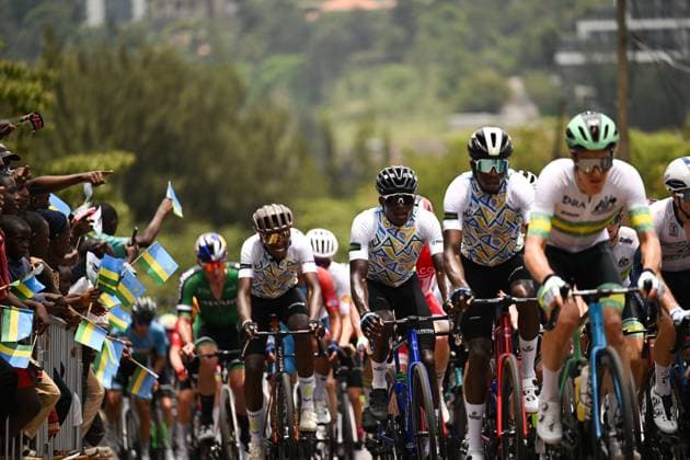 2025 UCI Road World Championships Picture by Chris Auld SWpix.com - 28 09 2025 - Cycling - 2025 UCI Road World Championships - Kigali Convention Centre, Kigali, Rwanda - Men Elite Road Race - Vainqueur Masengesho (Rwanda) Copyright: x xSWpix.comx(t axPhotographyxHubxLtd)xChrisxAuld SWpix.comx SWP-3030-8536