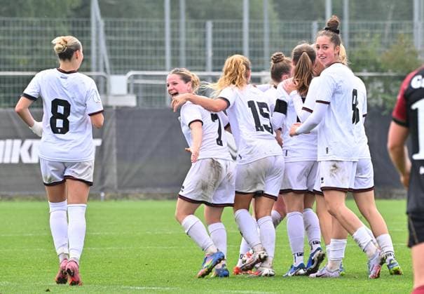 28 09 2025 Soccer season 2025 2026 1 DFB Cup 1 round FC Ingolstadt 04 FCI 1 FC Nuremberg FCN Club Clubfrauen Sportfoto Zink MeZi xmexzix Goal celebration Joy after goal Goal shot to 1 1 by Lea Wolski 5, FC Ingolstadt 04 FCI