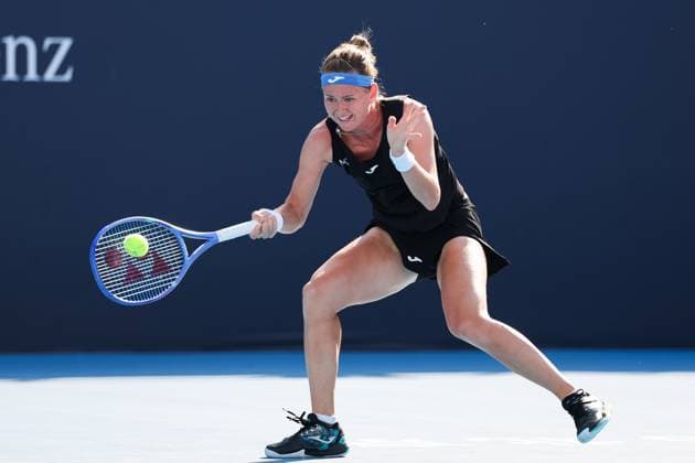 BEIJING, CHINA - SEPTEMBER 28: Marie Bouzkova of the Czech Republic competes in the Women s Singles Round of 32 match against Veronika Kudermetova on day 7 of the 2025 China Open at National Tennis Center on September 28, 2025 in Beijing, China.  Copyright: xVCGx 111593705258