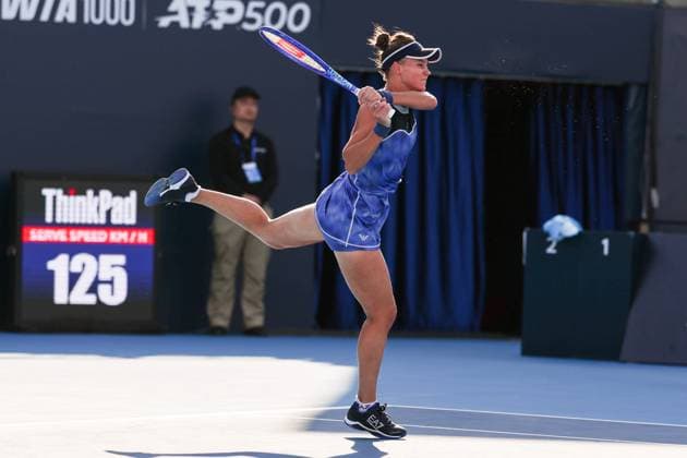 BEIJING, CHINA - SEPTEMBER 28: Veronika Kudermetova competes in the Women s Singles Round of 32 match against Marie Bouzkova of the Czech Republic on day 7 of the 2025 China Open at National Tennis Center on September 28, 2025 in Beijing, China.  Copyright: xVCGx 111593711858