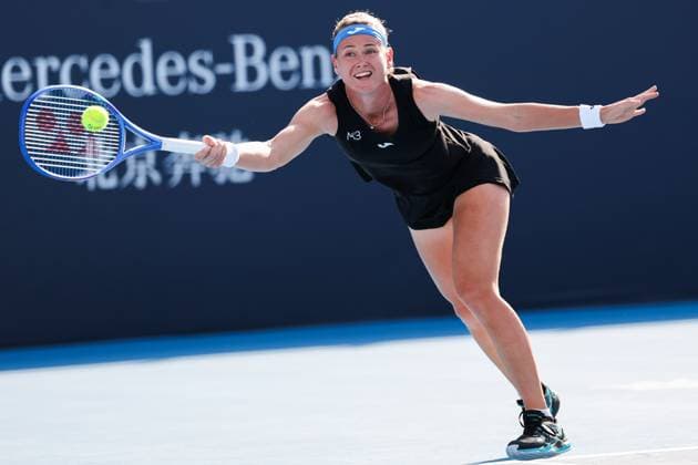 BEIJING, CHINA - SEPTEMBER 28: Marie Bouzkova of the Czech Republic competes in the Women s Singles Round of 32 match against Veronika Kudermetova on day 7 of the 2025 China Open at National Tennis Center on September 28, 2025 in Beijing, China.  Copyright: xVCGx 111593705253