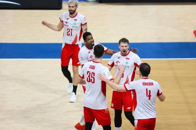 2025.09.28 Pasay City Manila siatkowka mezczyn Mistrzostwa Swiata FIVB 2025 Czechy - Polska N z FIVB Men s World Championship, WM, Weltmeisterschaft 2025 Czechia - Poland third place match bronze medalist mecz o trzecie miejsce medale brazowwe Wilredo Leon Bartosz Kurek radosc zwyciestwo winner win kibice Nicola Grbic doping Kamil Semeniuk Marcin Komenda Jakub Kochanowski Norbert Huber Bartosz Kurek Wilfredo Leon Jakub Popiwczak Foto Szymon Gorski 2025.09.28 Pasay City Manila volleyball men FIVB Men s World Championship 2025 Czechy - Polska FIVB Men s World Championship 2025 Czechia - Poland third place match bronze medalist mecz o trzecie miejsce medale brazowwe Wilredo Leon Bartosz Kurek radosc zwyciestwo winner win kibice Nicola Grbic doping Kamil Semeniuk Marcin Komenda Jakub Kochanowski Norbert Huber Bartosz Kurek Wilfredo Leon Jakub Popiwczak Credit: Szymon Gorski NEWSPIX.PL --- newspix.pl 