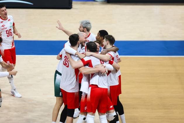 2025.09.28 Pasay City Manila siatkowka mezczyn Mistrzostwa Swiata FIVB 2025 Czechy - Polska N z FIVB Men s World Championship, WM, Weltmeisterschaft 2025 Czechia - Poland third place match bronze medalist mecz o trzecie miejsce medale brazowwe Wilredo Leon Bartosz Kurek radosc zwyciestwo winner win kibice Nicola Grbic doping Kamil Semeniuk Marcin Komenda Jakub Kochanowski Norbert Huber Bartosz Kurek Wilfredo Leon Jakub Popiwczak Foto Szymon Gorski 2025.09.28 Pasay City Manila volleyball men FIVB Men s World Championship 2025 Czechy - Polska FIVB Men s World Championship 2025 Czechia - Poland third place match bronze medalist mecz o trzecie miejsce medale brazowwe Wilredo Leon Bartosz Kurek radosc zwyciestwo winner win kibice Nicola Grbic doping Kamil Semeniuk Marcin Komenda Jakub Kochanowski Norbert Huber Bartosz Kurek Wilfredo Leon Jakub Popiwczak Credit: Szymon Gorski NEWSPIX.PL --- newspix.pl 