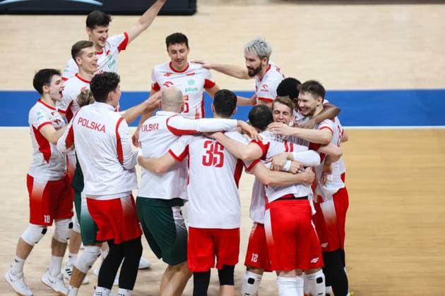 2025.09.28 Pasay City Manila siatkowka mezczyn Mistrzostwa Swiata FIVB 2025 Czechy - Polska N z FIVB Men s World Championship, WM, Weltmeisterschaft 2025 Czechia - Poland third place match bronze medalist mecz o trzecie miejsce medale brazowwe Wilredo Leon Bartosz Kurek radosc zwyciestwo winner win kibice Nicola Grbic doping Kamil Semeniuk Marcin Komenda Jakub Kochanowski Norbert Huber Bartosz Kurek Wilfredo Leon Jakub Popiwczak Foto Szymon Gorski 2025.09.28 Pasay City Manila volleyball men FIVB Men s World Championship 2025 Czechy - Polska FIVB Men s World Championship 2025 Czechia - Poland third place match bronze medalist mecz o trzecie miejsce medale brazowwe Wilredo Leon Bartosz Kurek radosc zwyciestwo winner win kibice Nicola Grbic doping Kamil Semeniuk Marcin Komenda Jakub Kochanowski Norbert Huber Bartosz Kurek Wilfredo Leon Jakub Popiwczak Credit: Szymon Gorski NEWSPIX.PL --- newspix.pl 