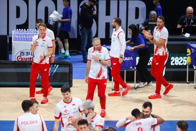 2025.09.28 Pasay City Manila siatkowka mezczyn Mistrzostwa Swiata FIVB 2025 Czechy - Polska N z FIVB Men s World Championship, WM, Weltmeisterschaft 2025 Czechia - Poland third place match bronze medalist mecz o trzecie miejsce medale brazowwe Wilredo Leon Bartosz Kurek radosc zwyciestwo winner win kibice Nicola Grbic doping Kamil Semeniuk Marcin Komenda Jakub Kochanowski Norbert Huber Bartosz Kurek Wilfredo Leon Jakub Popiwczak Foto Szymon Gorski 2025.09.28 Pasay City Manila volleyball men FIVB Men s World Championship 2025 Czechy - Polska FIVB Men s World Championship 2025 Czechia - Poland third place match bronze medalist mecz o trzecie miejsce medale brazowwe Wilredo Leon Bartosz Kurek radosc zwyciestwo winner win kibice Nicola Grbic doping Kamil Semeniuk Marcin Komenda Jakub Kochanowski Norbert Huber Bartosz Kurek Wilfredo Leon Jakub Popiwczak Credit: Szymon Gorski NEWSPIX.PL --- newspix.pl 