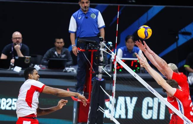 2025.09.28 Pasay City Manila siatkowka mezczyn Mistrzostwa Swiata FIVB 2025 Czechy - Polska Wilfredo Leon N z FIVB Men s World Championship, WM, Weltmeisterschaft 2025 Czechia - Poland third place match bronze medalist mecz o trzecie miejsce medale brazowwe Wilredo Leon Bartosz Kurek radosc zwyciestwo winner win kibice Nicola Grbic doping Kamil Semeniuk Marcin Komenda Jakub Kochanowski Norbert Huber Bartosz Kurek Wilfredo Leon Jakub Popiwczak Foto Szymon Gorski 2025.09.28 Pasay City Manila volleyball men FIVB Men s World Championship 2025 Czechy - Polska FIVB Men s World Championship 2025 Czechia - Poland third place match bronze medalist mecz o trzecie miejsce medale brazowwe Wilredo Leon Bartosz Kurek radosc zwyciestwo winner win kibice Nicola Grbic doping Kamil Semeniuk Marcin Komenda Jakub Kochanowski Norbert Huber Bartosz Kurek Wilfredo Leon Jakub Popiwczak Credit: Szymon Gorski NEWSPIX.PL --- newspix.pl 