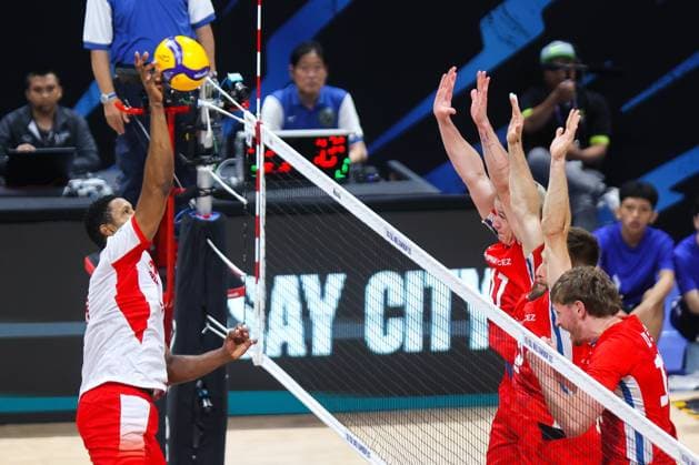2025.09.28 Pasay City Manila siatkowka mezczyn Mistrzostwa Swiata FIVB 2025 Czechy - Polska Wilfredo Leon N z FIVB Men s World Championship, WM, Weltmeisterschaft 2025 Czechia - Poland third place match bronze medalist mecz o trzecie miejsce medale brazowwe Wilredo Leon Bartosz Kurek radosc zwyciestwo winner win kibice Nicola Grbic doping Kamil Semeniuk Marcin Komenda Jakub Kochanowski Norbert Huber Bartosz Kurek Wilfredo Leon Jakub Popiwczak Foto Szymon Gorski 2025.09.28 Pasay City Manila volleyball men FIVB Men s World Championship 2025 Czechy - Polska FIVB Men s World Championship 2025 Czechia - Poland third place match bronze medalist mecz o trzecie miejsce medale brazowwe Wilredo Leon Bartosz Kurek radosc zwyciestwo winner win kibice Nicola Grbic doping Kamil Semeniuk Marcin Komenda Jakub Kochanowski Norbert Huber Bartosz Kurek Wilfredo Leon Jakub Popiwczak Credit: Szymon Gorski NEWSPIX.PL --- newspix.pl 
