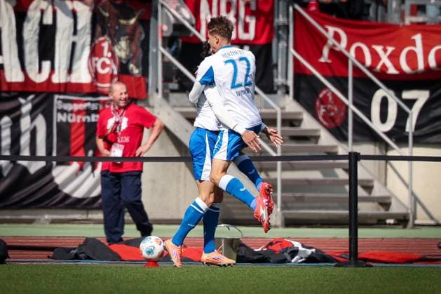 Goal scorer Marten Winkler 22 Hertha BSC Berlin and Fabian Reese 11 Hertha BSC Berlin celebrate the 0 1, 1 FC Nuremberg vs Hertha BSC Berlin, DFL, 2 Bundesliga, Season 2025 2026, Max Morlock Stadion, Hinrunde, 7 Spieltag, 28 09 2025 DFB regulations prohibit any use of photographs as image sequences and or quasi video Nuernberg Bayern Germany Copyright: xkolbert-press MartinxAgüerax