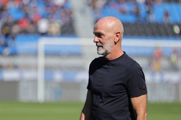 Pisa S.C. v ACF Fiorentina - Campionato Serie A Head Coach Stefano Pioli of ACF Fiorentina during the Italian Serie A football match between Pisa S.C. and ACF Fiorentina ,on September 28 ,2025 at the Arena Garibaldi-Romeo Anconetani Stadium in Pisa. Pisa PI Italy  Copyright: xAndreaxMartinix originalFilename:martini-pisascva250928_npybS.jpg