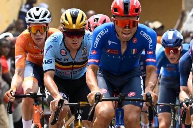UCI 2025 Road World Championship, WM, Weltmeisterschaft Kigali 28 09 2025 KIGALI, RWANDA - SEPTEMBER 28 : Evenepoel Remco (BEL) during the Men Elite cycling road race of the UCI Road World Championships 2025 92nd edition an UCI World Championships cycling race of 267.5 km with start in Kigali and finish in Kigali on September 28, 2025 in Kigali, Rwanda, 28 09 2025 Kigali Rwanda  Copyright: xJanxDexMeuleneirx