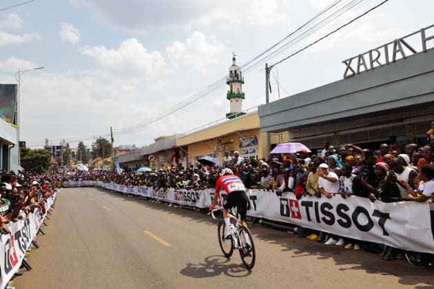 2025 UCI Road World Championships Picture by Alex Whitehead SWpix.com - 28 09 2025 - Cycling - 2025 UCI Road World Championships - Kigali Convention Centre, Kigali, Rwanda - Men Elite Road Race - Sven Erik Bystrom (Norway) Copyright: x xSWpix.comx(t axPhotographyxHubxLtd)xAlexxWhitehead SWpix.comx SWP-3030-8668
