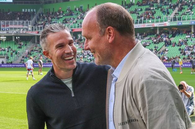 Feyenoord Rotterdam trainer Robin van Persie and Head Coach Dick Lukkien of FC Groningen during the match FC Groningen vs Feyenoord at the Euroborg for the Dutch Vriendenloterij Eredivisie season 2025-2026 in GRONINGEN, Netherlands on 28 september 2025, (photo by Peter Lous EYE4images DeFodi Images) Feyenoord Rotterdam trainer Robin van Persie and Head Coach Dick Lukkien of FC Groningen during the match FC Groningen vs Feyenoord at the Euroborg for the Dutch Vriendenloterij Eredivisie season 2025 2026 in GRONINGEN, Netherlands on 28 september 2025, photo by Peter Lous EYE4images DeFodi Images