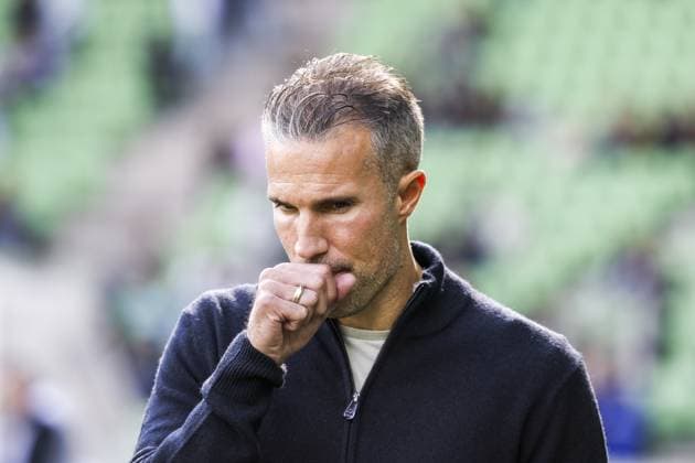 GRONINGEN - (L-R) Feyenoord coach Robin van Persie before the Dutch Eredivisie match between FC Groningen and Feyenoord at the Euroborg Stadium on September 28, 2025, in Groningen, Netherlands. ANP VINCENT JANNINK Eredivisie 2025 26 xVIxANPxSportx xxANPxIVx 537728496 originalFilename: 537728496.jpg
