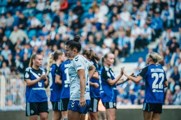 DFB Pokal Frauen 1 FC Magdeburg vs Hamburger SV, 28 09 25 JUBEL Victoria Schulz Hamburger SV, 19 zum 1 0 DFB Pokal Frauen 2025 2026, 1 Runde 1 FC Madgeburg vs Hamburger SV am 28 09 2025 in der Avnet Arena, Magdeburg DFB DFL REGULATIONS PROHIBIT ANY USE OF PHOTOGRAPHS AS IMAGE SEQUENCES AND OR QUASI VIDEO Copyright: xBEAUTIFULxSPORTS Tonhäuserx