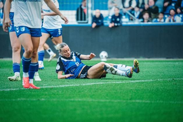 DFB Pokal Women 1 FC Magdeburg vs Hamburger SV, 28 09 25 Sophie Hillebrand Hamburger SV, 22 annoyed after missed chance Hamburger SV DFB Pokal Women 2025 2026, 1 Round 1 FC Madgeburg vs Hamburger SV on 28 09 2025 at Avnet Arena, Magdeburg DFB DFL REGULATIONS PROHIBIT ANY USE OF PHOTOGRAPHS AS IMAGE SEQUENCES AND OR QUASI VIDEO Copyright: xBEAUTIFULxSPORTS Tonhäuserx