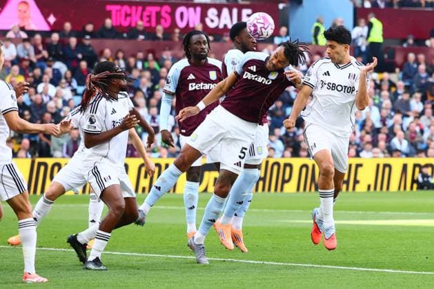 Raul Jimenez of Fulham scores to make it 0-1 Aston Villa v Fulham, Premier League, Football, Villa Park, Birmingham, UK - 28 Sep 2025Birmingham Villa Park United Kingdom EDITORIAL USE ONLY No use with unauthorised audio, video, data, fixture lists, club league logos or live services. Online in-match use limited to 120 images, no video emulation. No use in betting, games or single club league player publications. Copyright: xPaulxCurrie Shutterstockx 15503933cj