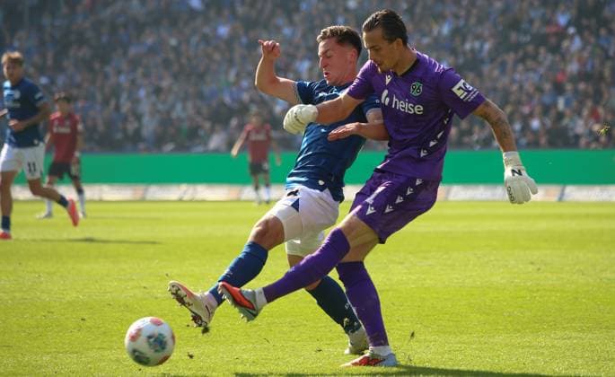 Germany Soccer 2 Bundesliga 2025 26, 7 Matchday Hannover 96 vs Arminia Bielefeld Heinz von Heiden Arena Stadion Hannover Nahuel Noll Hannover 96, 1 Hannover Copyright: xAymanxAlahmedx
