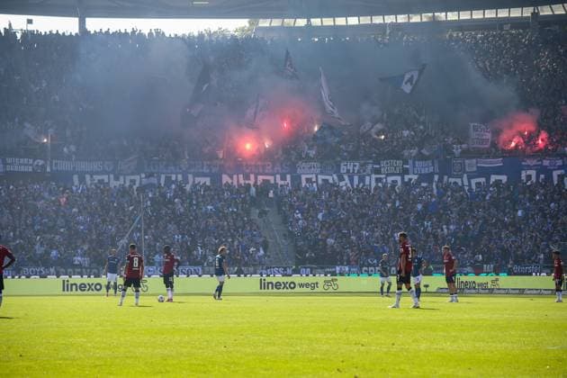 Germany Soccer 2 Bundesliga 2025 26, 7 Matchday Hannover 96 vs Arminia Bielefeld Heinz von Heiden Arena Stadion Hannover Fan atmosphere in the stadium Hannover Copyright: xAymanxAlahmedx