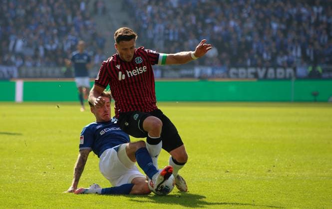 Germany Soccer 2 Bundesliga 2025 26, 7 Matchday Hannover 96 vs Arminia Bielefeld Heinz von Heiden Arena Stadion Hannover Enzo Leopold Hannover 96, 8 Hannover Copyright: xAymanxAlahmedx
