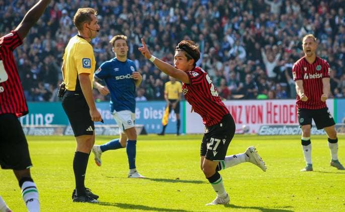 Germany Soccer 2 Bundesliga 2025 26, 7 Matchday Hannover 96 vs Arminia Bielefeld Heinz von Heiden Arena Stadion Hannover Goal celebration Hayate Matsuda Hannover 96, 27 Hannover Copyright: xAymanxAlahmedx