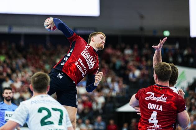 Throw Goal Simon Pytlick SG Flensburg Handewitt, 02 GER, SG Flensburg Handewitt vs Frisch Auf Goeppingen, Handball, Bundesliga, Matchday 6, Season 2026 2026, 28 09 2025 GER, SG Flensburg Handewitt vs Frisch Auf Goeppingen, Handball, Bundesliga, Matchday 6, Season 2026 2026, 28 09 2025 Flensburg Copyright: xEibner-Pressefoto MarcelxvonxFehrnx EP_MFN