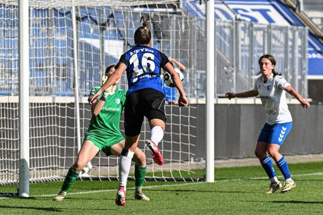 Soccer I Women I Season 2025 2026 I DFB Cup I 1 FC Magdeburg Hamburger SV I 28 09 2025 Goal Christin Martina Ingrid Meyer 16, Hamburger SV to 2 0 from the visitors perspective Magdeburg Avnet Arena Heinz Krügel Platz 1 Sachsen Anhalt Germany Copyright: xLobeca InesxHähnelx