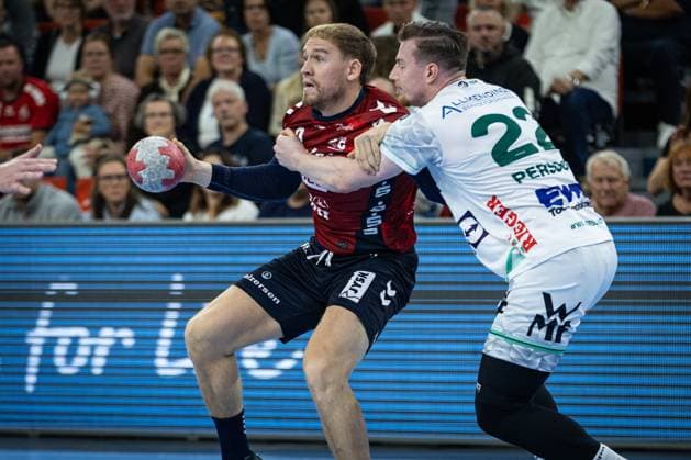 DAIKIN HBL SG Flensburg Handewitt vs FRISCH AUF Göppingen 28 09 25 Simon Pytlick Nr 02, SG Flensburg Handewitt vs Erik Persson Nr 22, Frisch auf Göppingen DAIKIN HBL SG Flensburg Handewitt vs FRISCH AUF Göppingen, GP JOULE Arena on 28 09 25 Copyright: xBEAUTIFULxSPORTS MarioxM.xKobergx