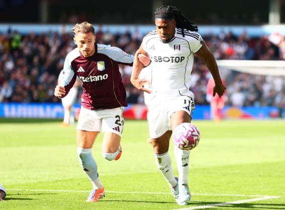Adama Traore of Fulham and Matty Cash of Aston Villa Aston Villa v Fulham, Premier League, Football, Villa Park, Birmingham, UK - 28 Sep 2025Birmingham Villa Park United Kingdom EDITORIAL USE ONLY No use with unauthorised audio, video, data, fixture lists, club league logos or live services. Online in-match use limited to 120 images, no video emulation. No use in betting, games or single club league player publications. Copyright: xPaulxCurrie Shutterstockx 15503933eb