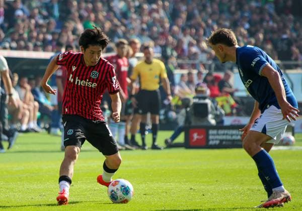Germany Soccer 2 Bundesliga 2025 26, 7 Matchday Hannover 96 vs Arminia Bielefeld Heinz von Heiden Arena Stadion Hannover Daisuke Yokota Hannover 96, 18 Hannover Copyright: xAymanxAlahmedx