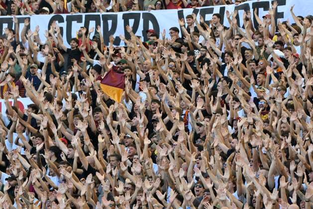 AS Roma supporter during the Serie A Enilive soccer match between AS Roma and Hellas Verona at the Rome s Olympic stadium, Italy - Sunday, September 28, 2025. - Soccer.  Copyright: xFabrizioxCorradetti LaPressex