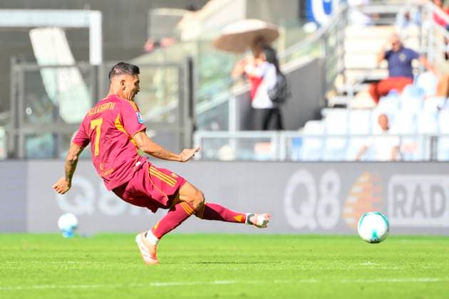 Roma™s Lorenzo Pellegrini during the Serie A Enilive soccer match between AS Roma and Hellas Verona at the Rome s Olympic stadium, Italy - Sunday, September 28, 2025. - Soccer.  Copyright: xFabrizioxCorradetti LaPressex
