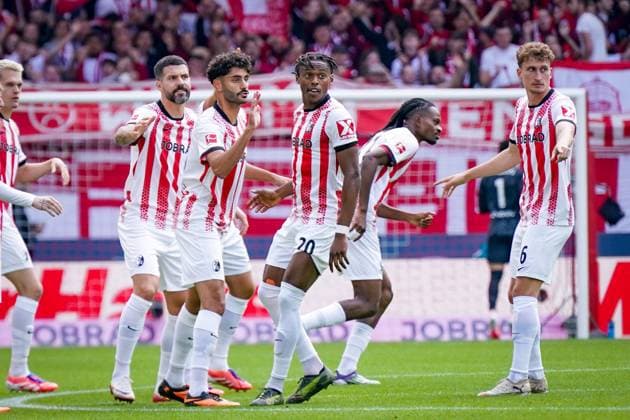 Germany Soccer Bundesliga 2025 26, Matchday 5 SC Freiburg vs TSG Hoffenheim Europa Park Stadion Freiburg Goal and goal celebration for 1-0 by Junior Adamu SC Freiburg, 20 after VAR check no offside Joy, emotions, jubilation Copyright: xJOERANxSTEINSIEKx