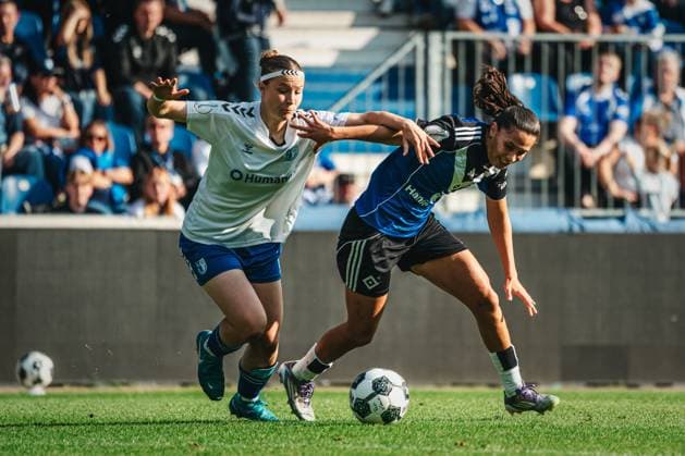 DFB Pokal Women 1 FC Magdeburg vs Hamburger SV, 28 09 25 Vildan Karde ler Hamburger SV, 7 in duel with Laura Krug 1 FC Magdeburg, 7 DFB Pokal Women 2025 2026, 1 Round 1 FC Madgeburg vs Hamburger SV on 28 09 2025 at Avnet Arena, Magdeburg DFB DFL REGULATIONS PROHIBIT ANY USE OF PHOTOGRAPHS AS IMAGE SEQUENCES AND OR QUASI VIDEO Copyright: xBEAUTIFULxSPORTS Tonhäuserx
