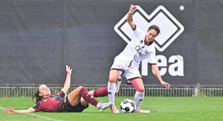 28 09 2025 Soccer season 2025 2026 1 DFB Cup 1 round FC Ingolstadt 04 FCI 1 FC Nuremberg FCN Club Clubwomen Sportfoto Zink MeZi xmexzix Sanja Homann 19, 1 FC Nuremberg FCN Annika Kömm 26, FC Ingolstadt 04 FCI, right