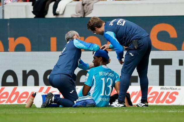 Bernardo TSG Hoffenheim, 13 injured on the ground , Germany, Football, 1 Bundesliga, Matchday 5, 2025 2026, SC Freiburg vs TSG 1899 Hoffenheim, 28 09 2025, Europa Park Stadion, Freiburg im Breisgau, Germany Freiburg im Breisgau Europa Park Stadion Baden Württemberg Germany Copyright: xGrantxHubbsx