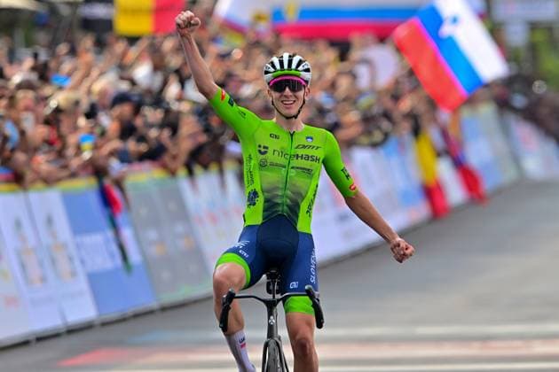 Tadej Pogacar Men Elite Road Race Rwanda 2025 POGAÄaAR Tadej Tadej Pogacar , Slovenia, Slovenia World Champion, Gold Medal, Win, Road Race Men UCI Road World Championships 2025 in Kigali Rwanda 92nd World Championships ME Road Race WC One day race Kigali 267 5km 2025 UCI Road World Championships Kigali Rwanda 28 09 2025