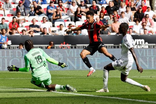 OGC Nice v Paris FC - Ligue 1 McDonald s 2025 2026 10 Sofiane DIOP (ogcn) during the Ligue 1 McDonald s match between Nice and Paris at Allianz Riviera on September 28, 2025 in Nice, France. Nice France  Copyright: xFEPx 776348142